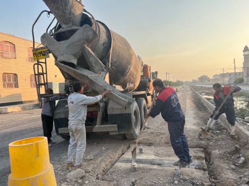 Concreting on the manhole door